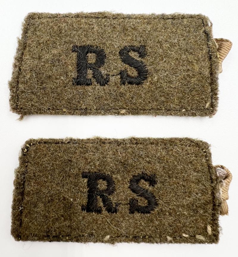 WW2 Royal Scots Slip On Shoulder Titles