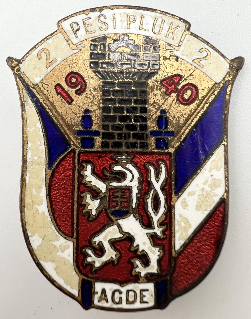 WW2 Free Czechoslovak Army Enamel 2 PESI PLUK (Infantry Regiment) 1940 Badge
