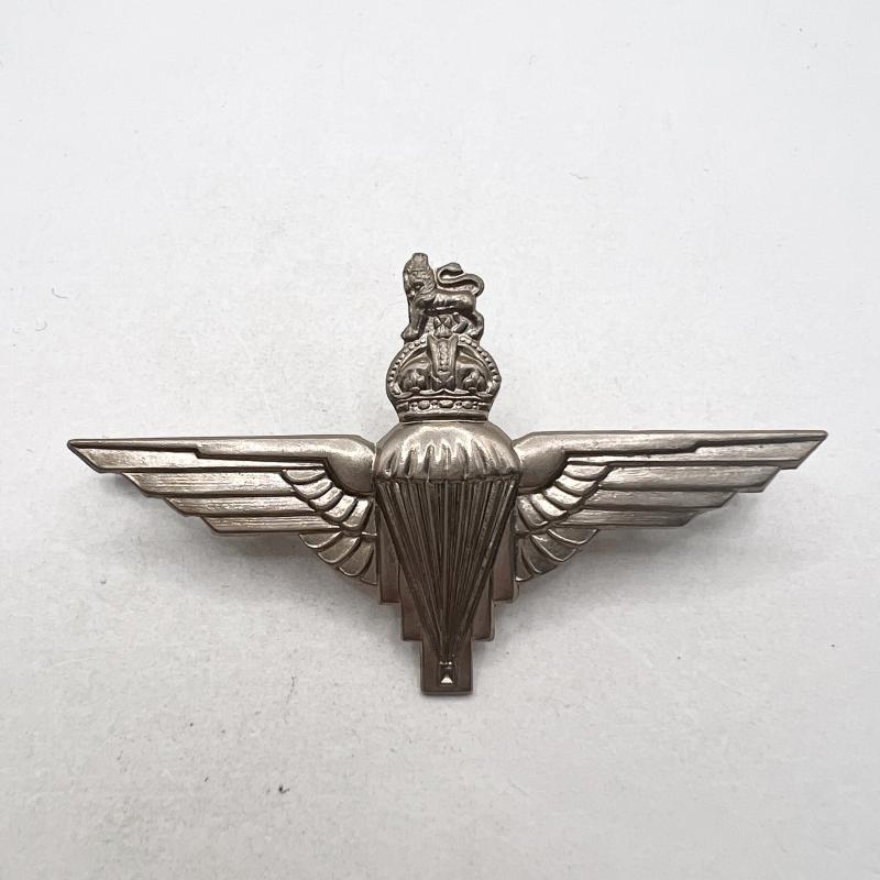 WW2 Parachute Regiment Cap Badge