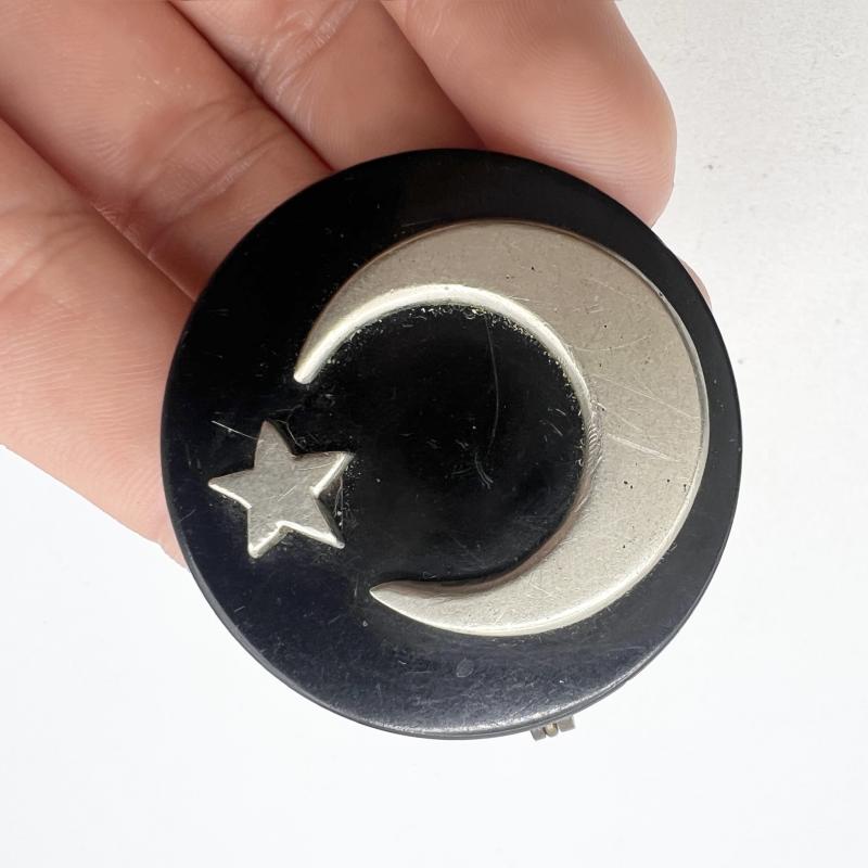 WW2 Libyan Arab Force Cap Badge